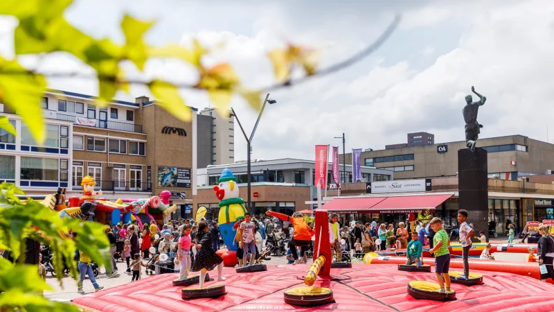 kids-play-2024-3_18060808